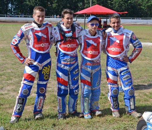 {short description of image}