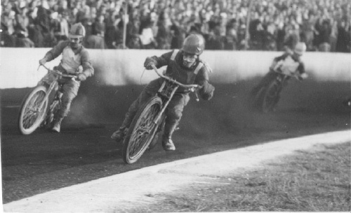 {short description of image}