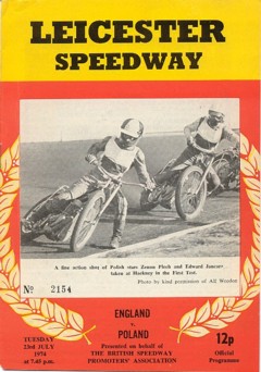 {short description of image}