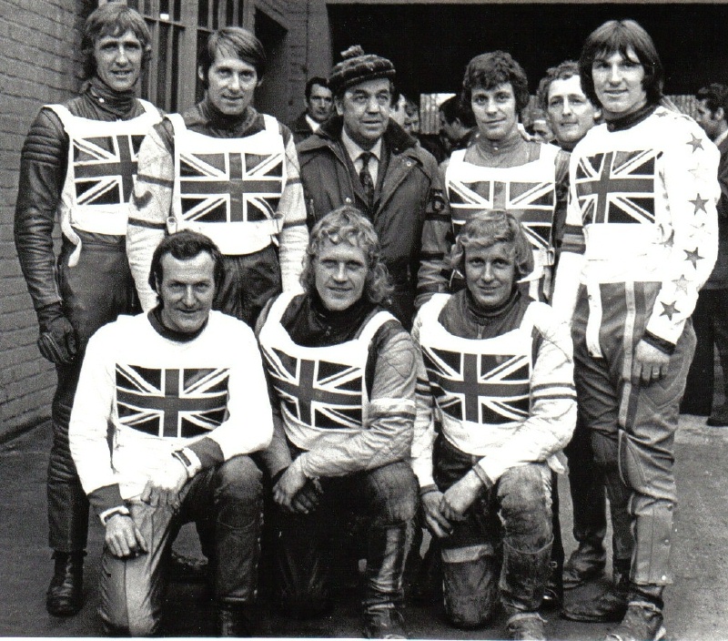 {short description of image}