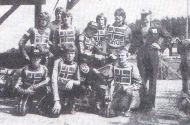 {short description of image}