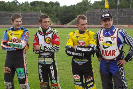 {short description of image}