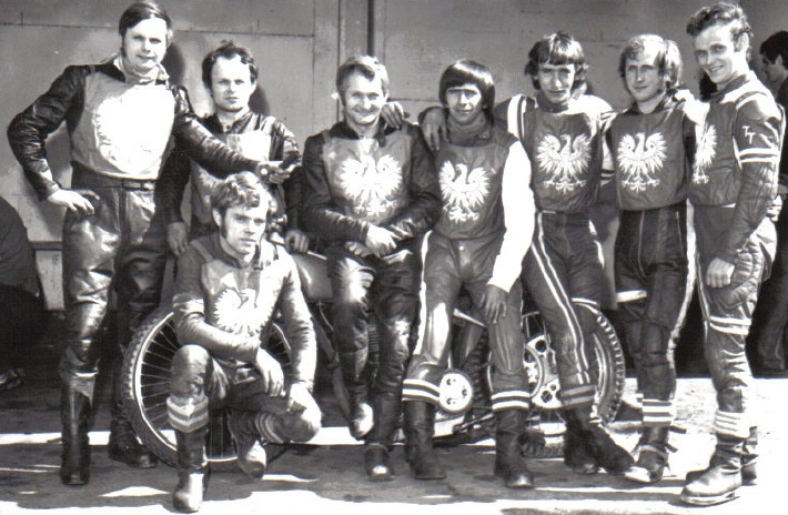 {short description of image}