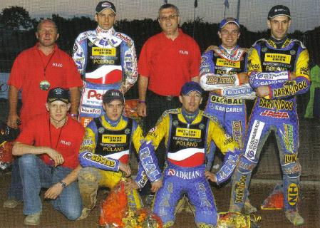 {short description of image}